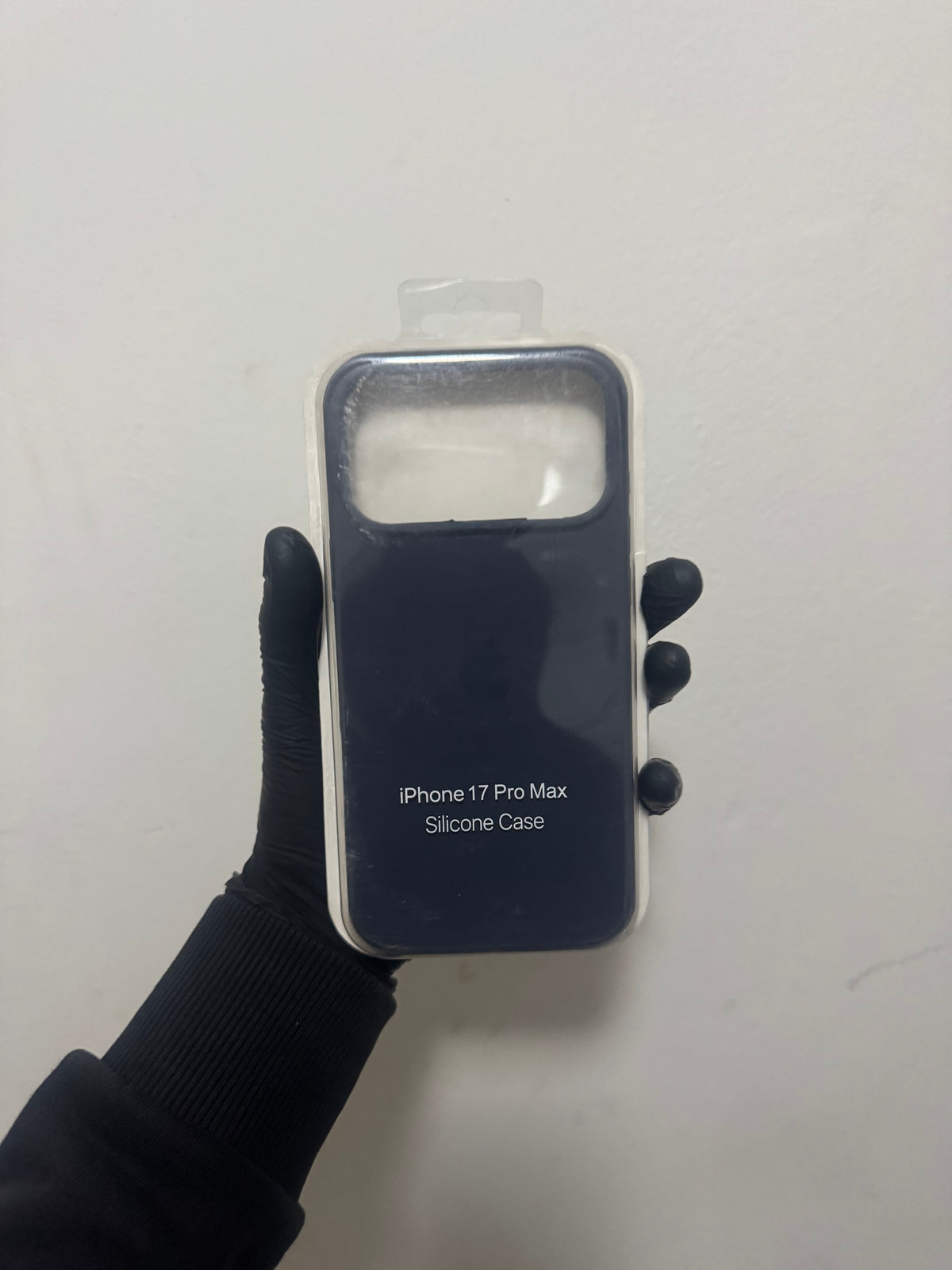 iPhone 17 pro Max silicone case