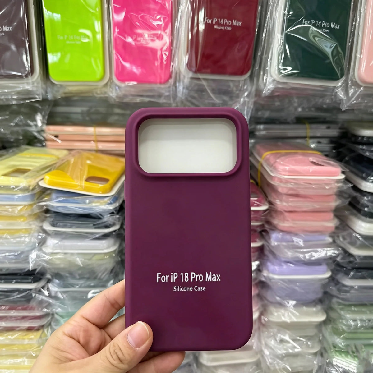 Funda de Silicona Líquida para iPhone 18 17 16 15 Pro Max Plus – Antihuella, Antigolpes, con Forro Aterciopelado