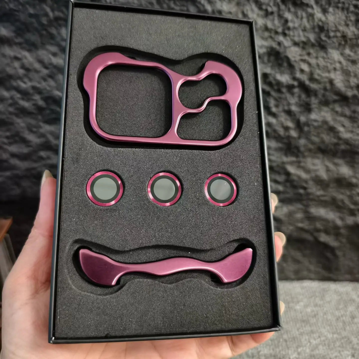 Funda Bumper de Metal para iPhone – Diseño Irregular, Protección de Lente, iPhone 13 al 18 Pro Max