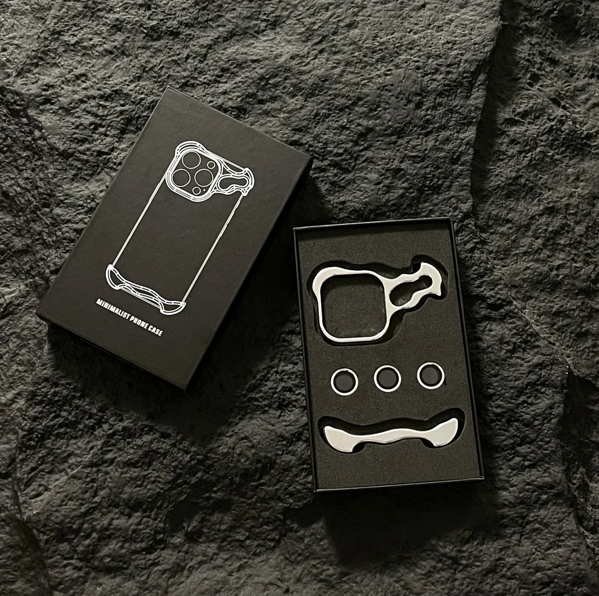 Funda Bumper de Metal para iPhone – Diseño Irregular, Protección de Lente, iPhone 13 al 18 Pro Max
