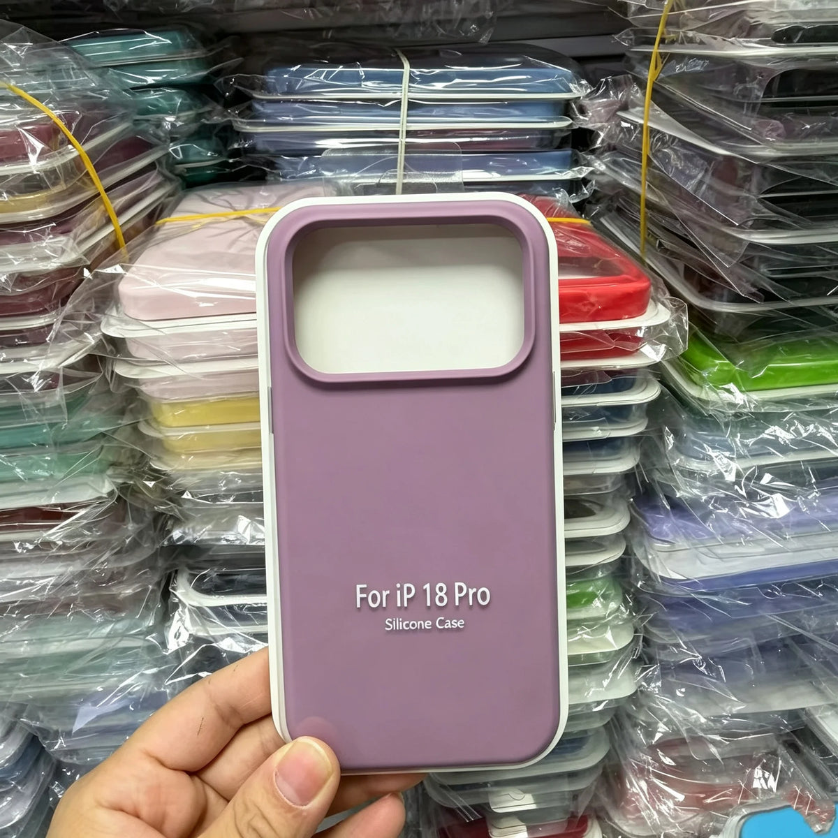 Funda de Silicona Líquida para iPhone 18 17 16 15 Pro Max Plus – Antihuella, Antigolpes, con Forro Aterciopelado