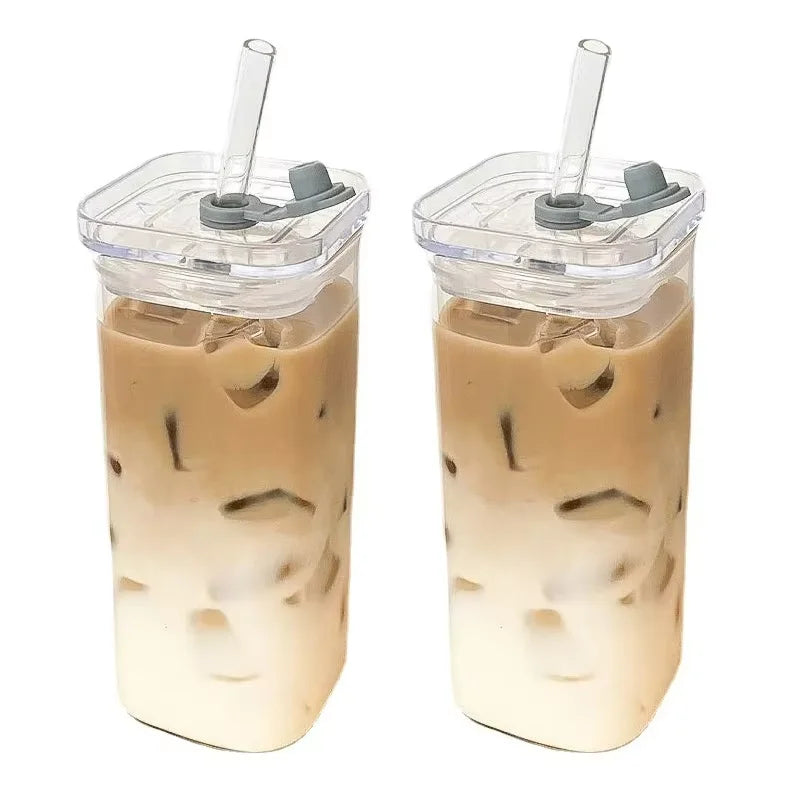 Vaso de Vidrio Cuadrado con Tapa y Sorbete – Para Café, Jugos y Más
